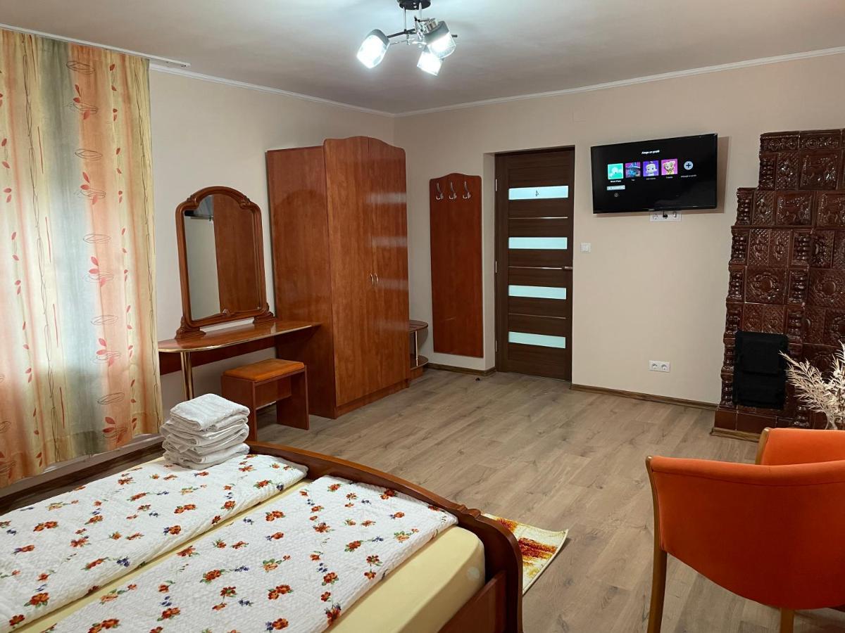 Holiday home Casa Titiana Suncuius