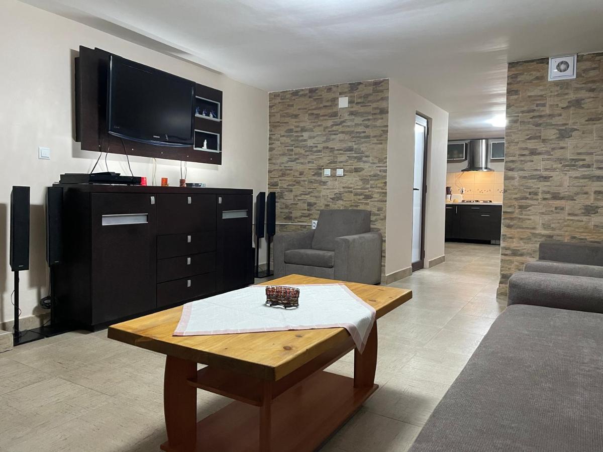 Holiday home Casa Titiana Suncuius
